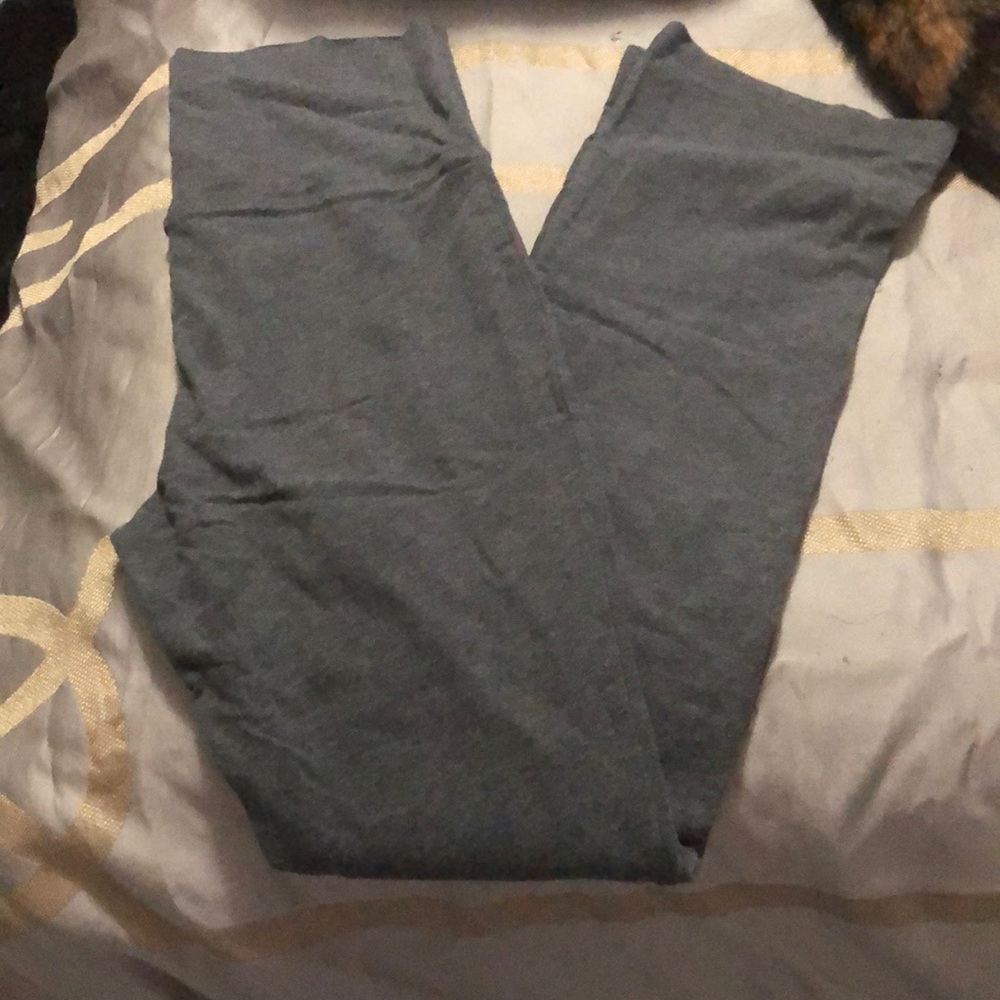 Women’s yoga pants